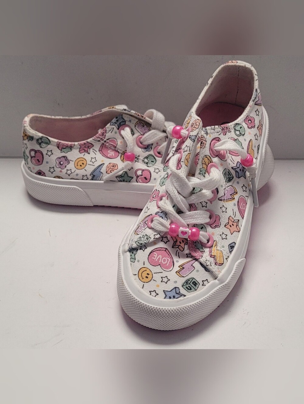 Paris Blues White Canvas Kids Sneakers with Pink Bead Accents